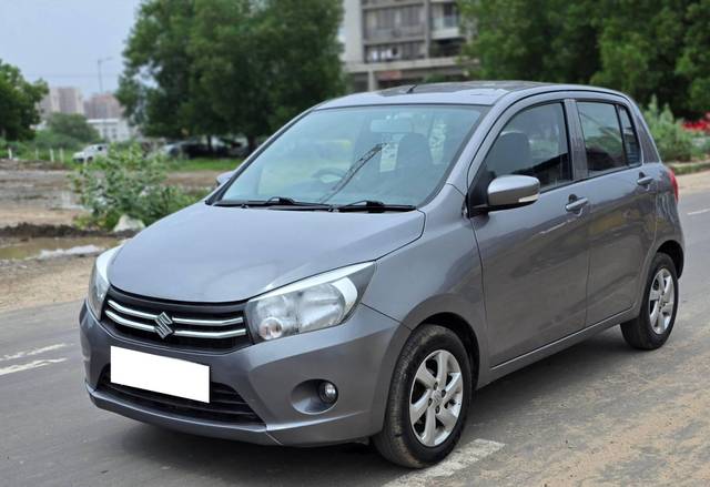 https://images10.gaadi.com/usedcar_image/4609905/original/processed_fcc5f8ada0f21c940f67a639df81f3bc.jpg?imwidth=6402
