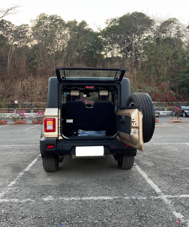 https://images10.gaadi.com/usedcar_image/4609928/original/processed_b3c9008c034f5bd169ecc7df5cfb5b26.jpeg?imwidth=6401