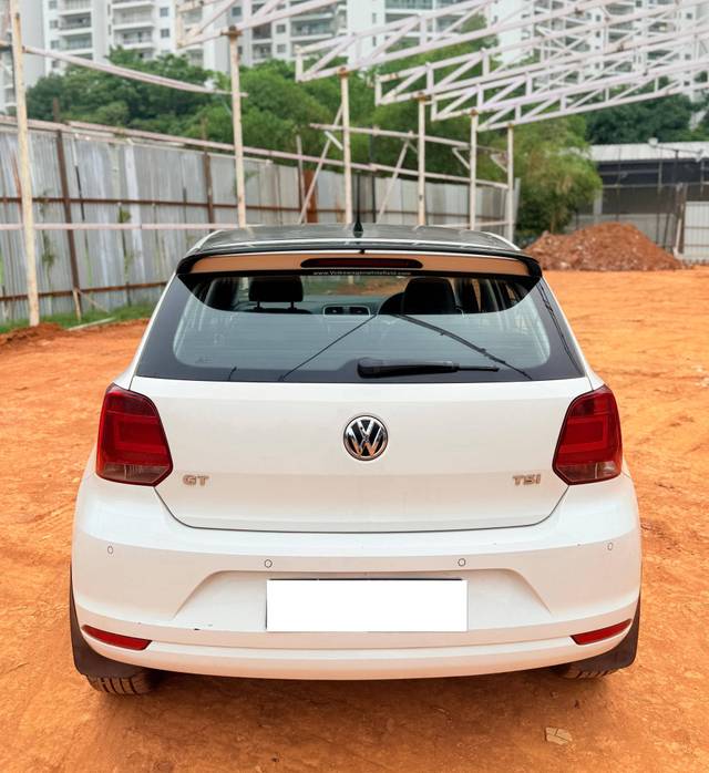 https://images10.gaadi.com/usedcar_image/4609950/original/processed_8006d002524137919b8c8a0ba72c3c61.jpg?imwidth=6402
