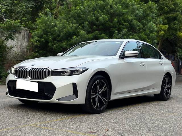 https://images10.gaadi.com/usedcar_image/4610004/original/processed_60b670d4b2162a6cfaf37c4f9832ff52.jpg?imwidth=6400