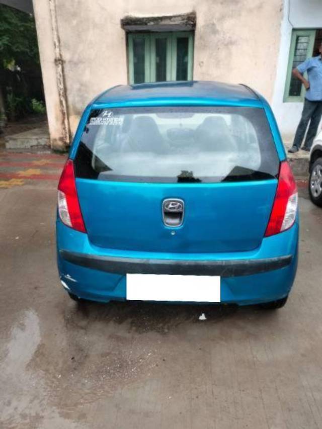 https://images10.gaadi.com/usedcar_image/4610071/original/processed_70ee5120-ae98-4398-ab99-c4d3bfa97e5a.jpg?imwidth=6402