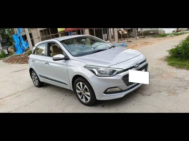 https://images10.gaadi.com/usedcar_image/4610105/original/processed_09b1221bc990cf70262f0bdf0f435999.jpg?imwidth=6400