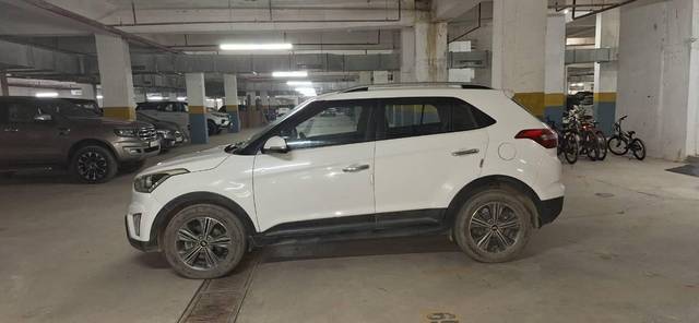 https://images10.gaadi.com/usedcar_image/4610109/original/processed_849df859-95cd-4d13-918c-f3a772b0ae60.jpg?imwidth=6402