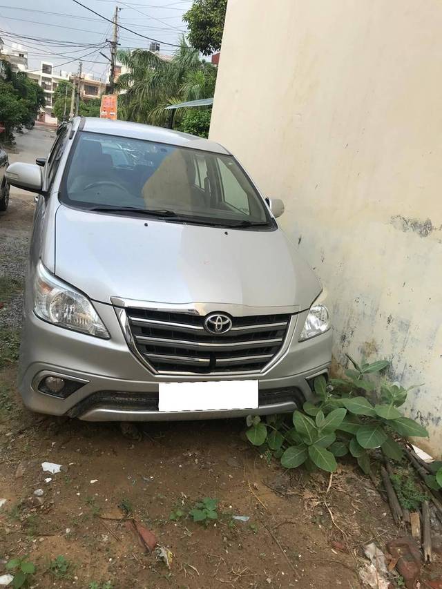 https://images10.gaadi.com/usedcar_image/4610140/original/processed_179008e5-1c23-47fd-bda4-1111f8a1ca9b.jpg?imwidth=6401