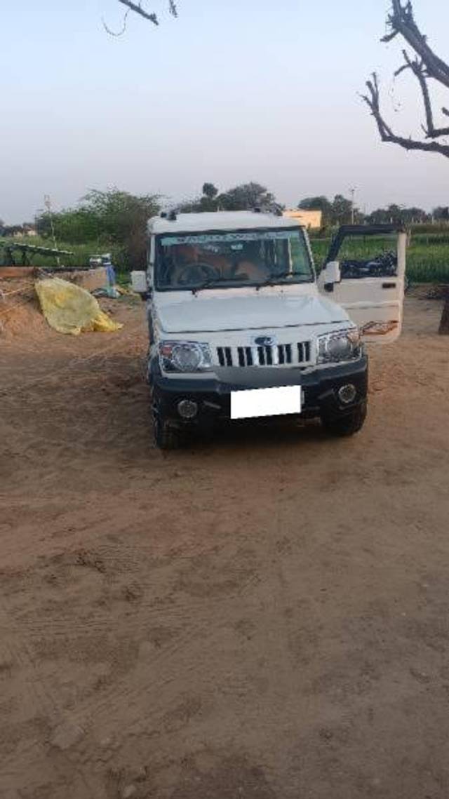 https://images10.gaadi.com/usedcar_image/4610187/original/processed_e74cbb96-07d6-4c5f-a390-79c9a8641f0c.jpg?imwidth=6402