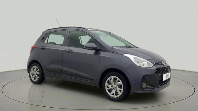 https://images10.gaadi.com/usedcar_image/4610205/original/e3346efe39e91eedf404c7d39533f206.jpg?imwidth=6400