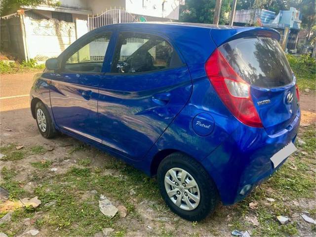 https://images10.gaadi.com/usedcar_image/4610208/original/processed_ce493523-612d-4327-9b6b-3eef471789da.jpg?imwidth=6402