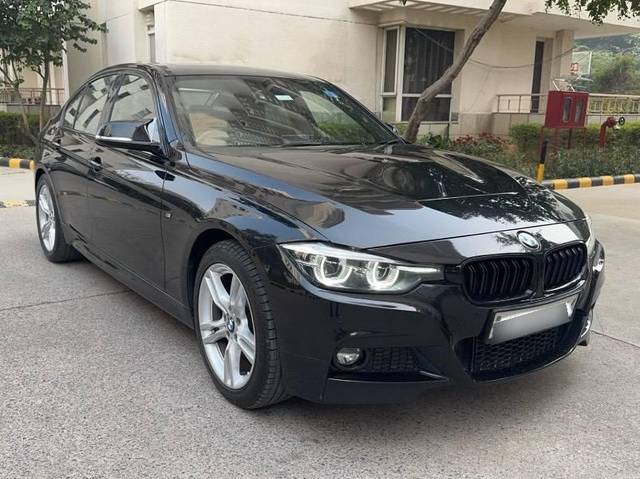 https://images10.gaadi.com/usedcar_image/4610222/original/processed_72c3ca8f-9915-47ff-8e24-6e51c1d3592b.jpeg?imwidth=6400