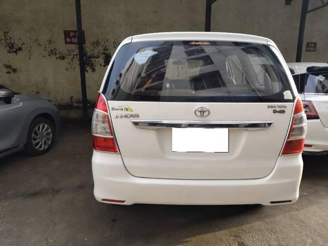 https://images10.gaadi.com/usedcar_image/4610223/original/processed_c1f8edb4-8cba-47cc-b262-c7ba78f7c22b.jpg?imwidth=6402