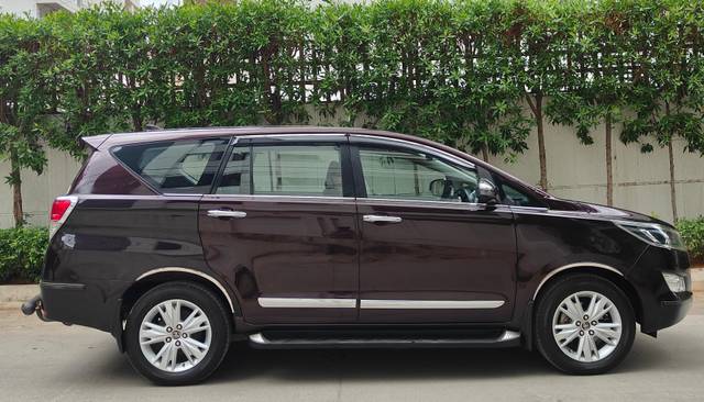 https://images10.gaadi.com/usedcar_image/4610227/original/processed_45c77c3dbfbe0c52f16733225c30b0b9.jpg?imwidth=6401