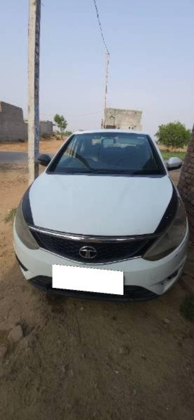 https://images10.gaadi.com/usedcar_image/4610289/original/processed_268b3069-7f5f-4e12-82d7-df7f42622499.jpg?imwidth=6400