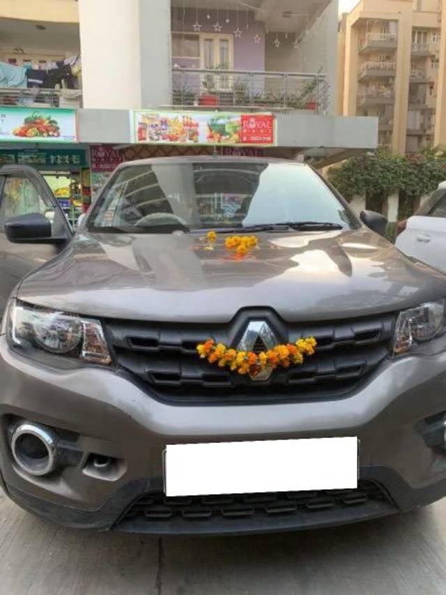https://images10.gaadi.com/usedcar_image/4610302/original/processed_3ecdf93e-291e-48da-8399-bd58f7c27645.jpeg?imwidth=6400