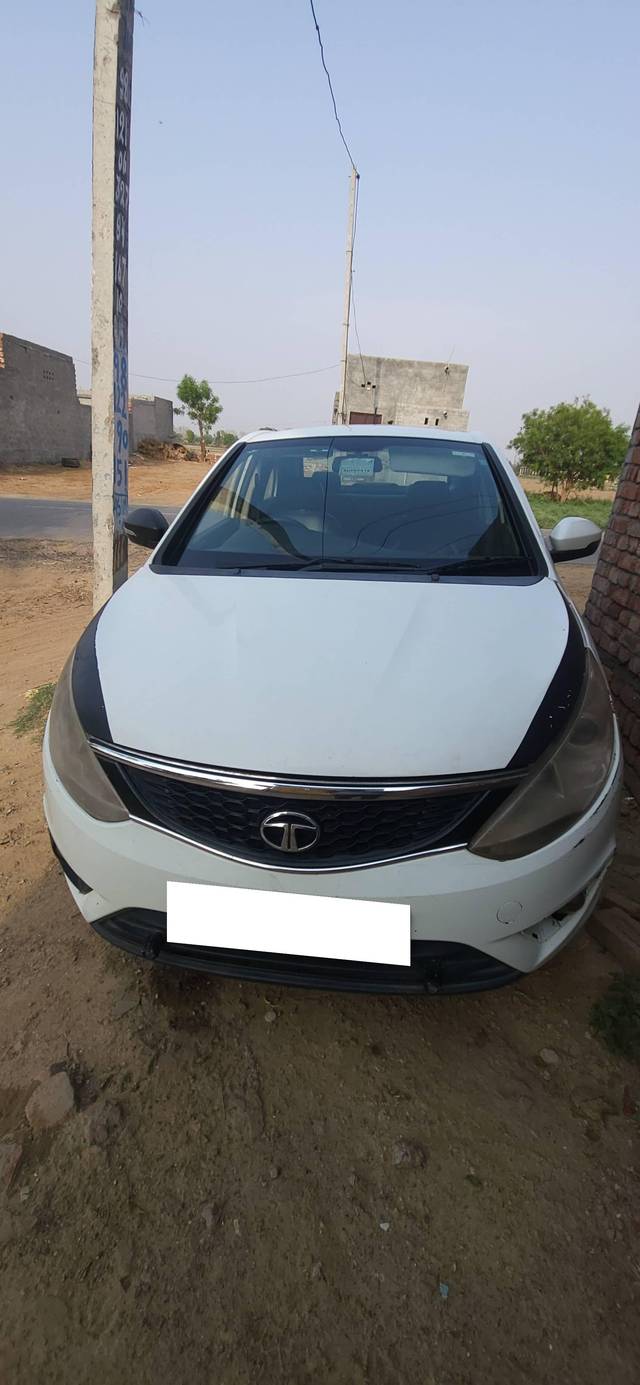 https://images10.gaadi.com/usedcar_image/4610304/original/processed_0bed213f-793e-4587-8be8-2bb31389c88d.jpg?imwidth=6400