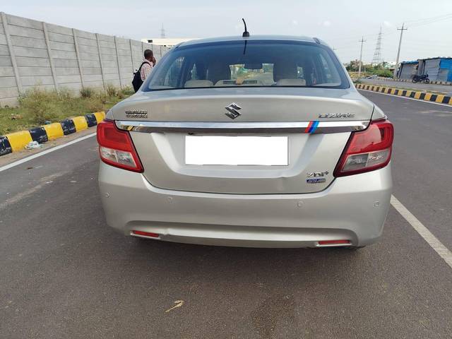 https://images10.gaadi.com/usedcar_image/4610314/original/processed_53bcdf5d201c1e4899172bcf526eb85c.jpg?imwidth=6401