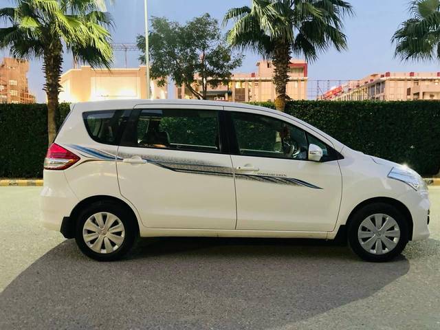 https://images10.gaadi.com/usedcar_image/4610315/original/processed_4f0f341fb5f643834baf67c69cd4f996.jpg?imwidth=6401