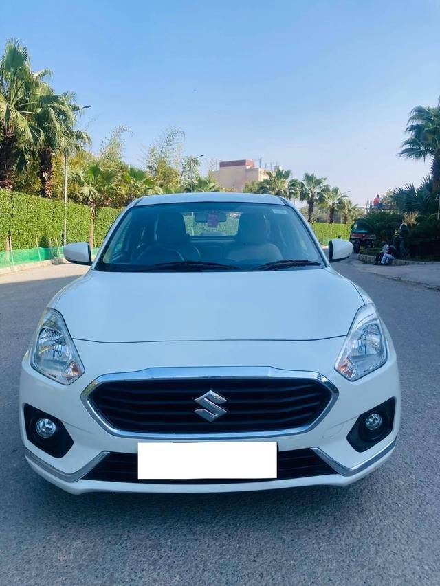 https://images10.gaadi.com/usedcar_image/4610328/original/processed_1bec9b4eca46f277061675f362642a32.jpg?imwidth=6400