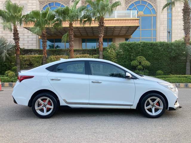 https://images10.gaadi.com/usedcar_image/4610340/original/6354616e176ea9b1b7e3296decdc3e8f.jpg?imwidth=6401