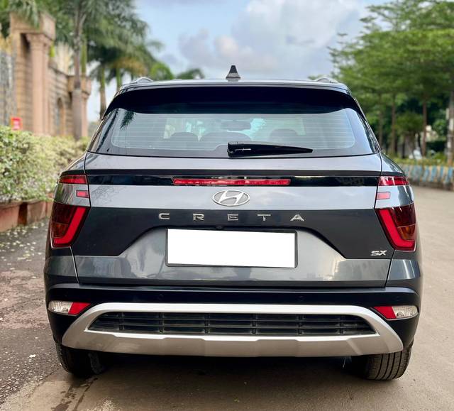 https://images10.gaadi.com/usedcar_image/4610341/original/processed_08a0e294-ed33-49e6-bb68-40c752f9cb22.jpg?imwidth=6401
