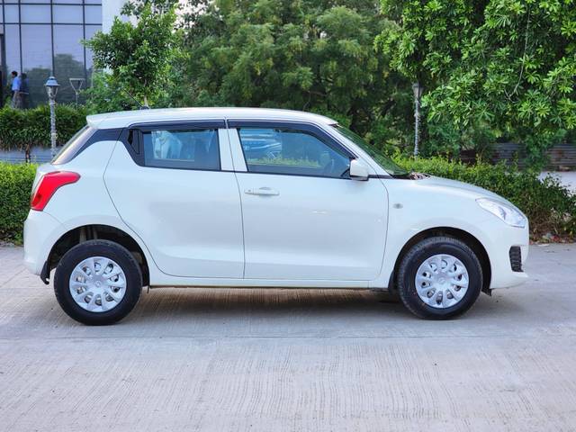 https://images10.gaadi.com/usedcar_image/4610343/original/processed_61568d34dd29ee9ab85b28bee704709e.jpg?imwidth=6401