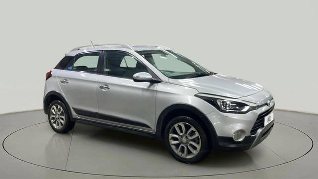 https://images10.gaadi.com/usedcar_image/4610357/original/2aa1401ceda30054e8f3b8c97a13374d.jpg?imwidth=6400