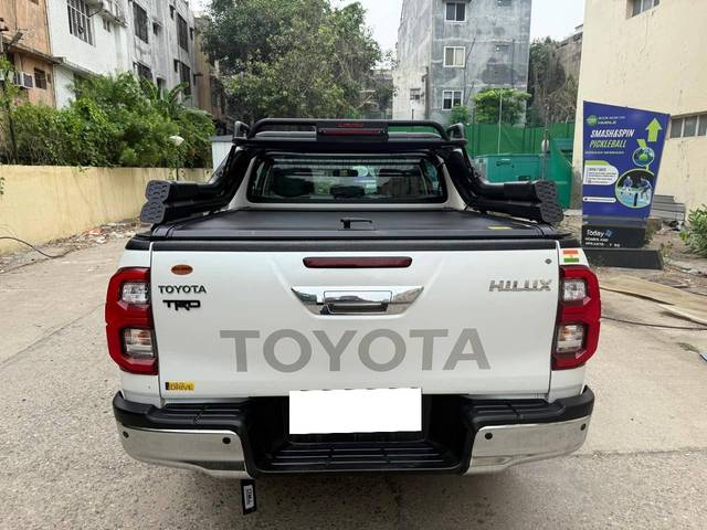 https://images10.gaadi.com/usedcar_image/4610428/original/processed_fa7f234865c9ccfe27813195b8e8982d.jpg?imwidth=6402
