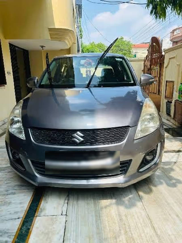 https://images10.gaadi.com/usedcar_image/4610446/original/75a35ce6-d2e1-49cc-97fd-5b9750598c38.png?imwidth=6402