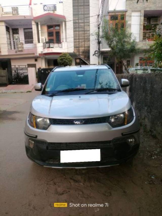 https://images10.gaadi.com/usedcar_image/4610461/original/processed_8a2143e1-71c6-4993-b131-8963a8adb8fb.jpg?imwidth=6402