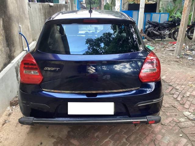 https://images10.gaadi.com/usedcar_image/4610546/original/processed_59f89368-1630-41ba-b924-0565cfc75e5d.jpg?imwidth=6402