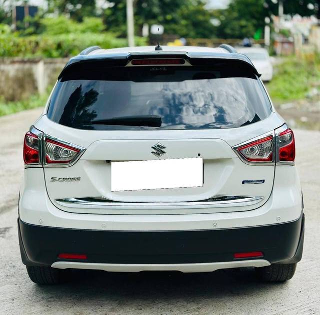 https://images10.gaadi.com/usedcar_image/4610557/original/processed_b7d90345-34e9-481c-8a15-6d03a1428234.jpg?imwidth=6401