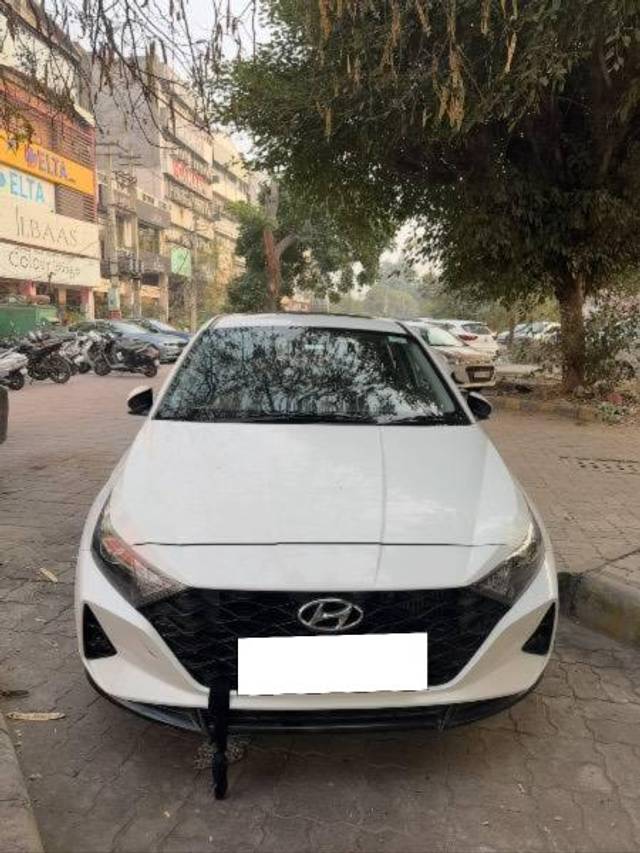 https://images10.gaadi.com/usedcar_image/4610601/original/processed_873ea6a6-23d5-4361-96ee-cf13f54de83e.jpeg?imwidth=6400