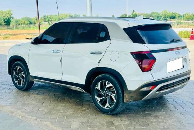 https://images10.gaadi.com/usedcar_image/4610608/original/processed_13220e8f-bc55-40be-9cb9-76c3159061a6.jpg?imwidth=6402
