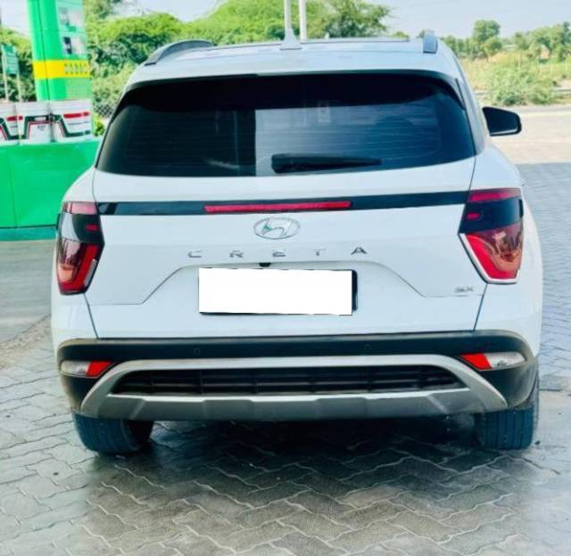 https://images10.gaadi.com/usedcar_image/4610608/original/processed_4e52e700-e4af-46aa-b8e0-ec5b40a4fb37.jpg?imwidth=6401