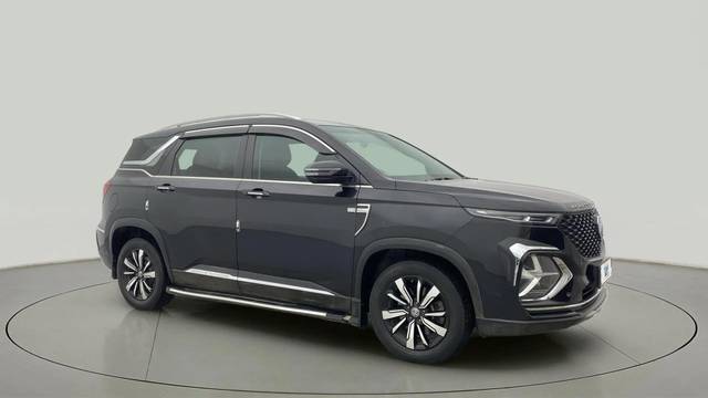https://images10.gaadi.com/usedcar_image/4610619/original/a2017bfb003a9c489cb656d866c43a1b.jpg?imwidth=6400