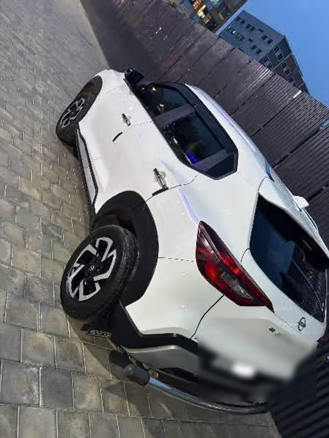 https://images10.gaadi.com/usedcar_image/4610628/original/8c54ecdc-7270-451b-af30-60fa22522677.png?imwidth=6401