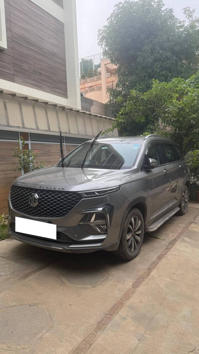 https://images10.gaadi.com/usedcar_image/4610700/original/processed_f1f15d51-359a-49a4-b319-5f8b5b612755.jpg?imwidth=6400