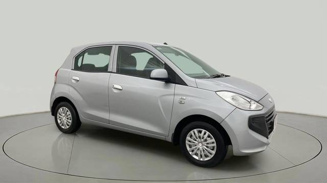 https://images10.gaadi.com/usedcar_image/4610729/original/d47fbb69dfa3aa32dcba145a4b7cf08a.jpg?imwidth=6400