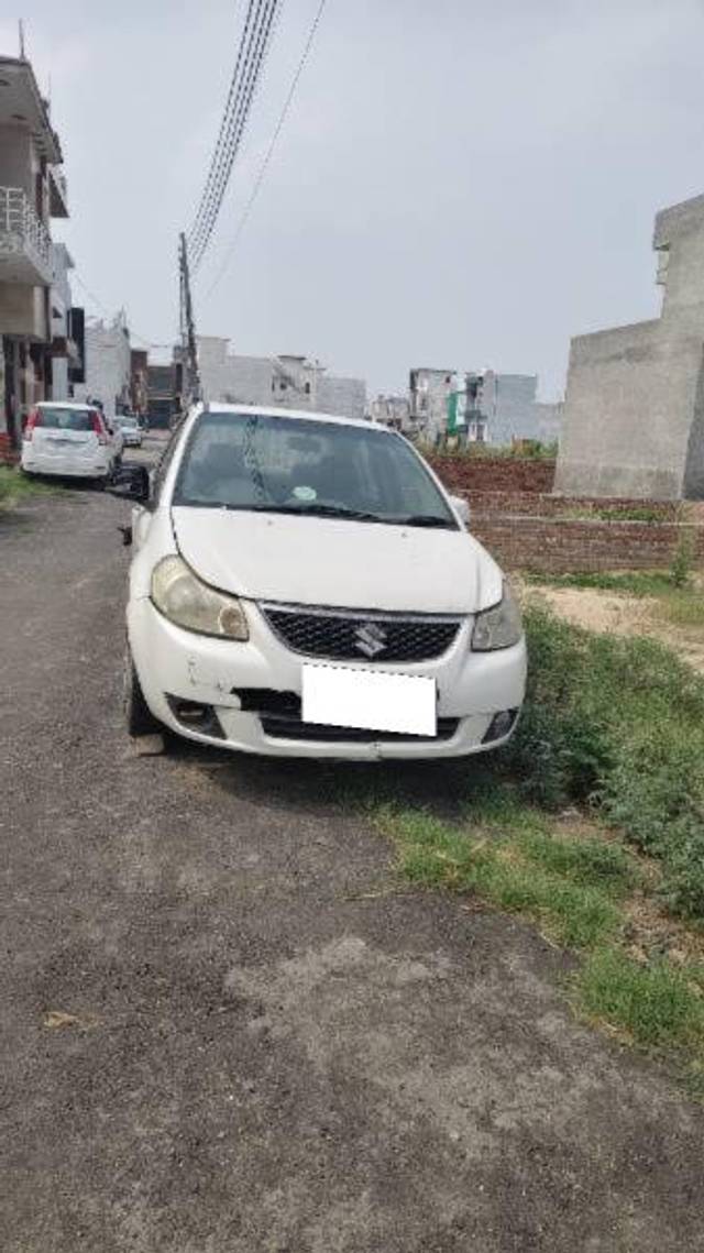 https://images10.gaadi.com/usedcar_image/4610749/original/processed_577c1f71-6136-4773-a258-d15804eb3124.jpg?imwidth=6400