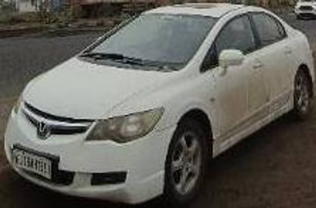 https://images10.gaadi.com/usedcar_image/4610870/original/processed_8d9d5fdf-3518-4624-85d2-8eaa97db790e.jpg?imwidth=6400