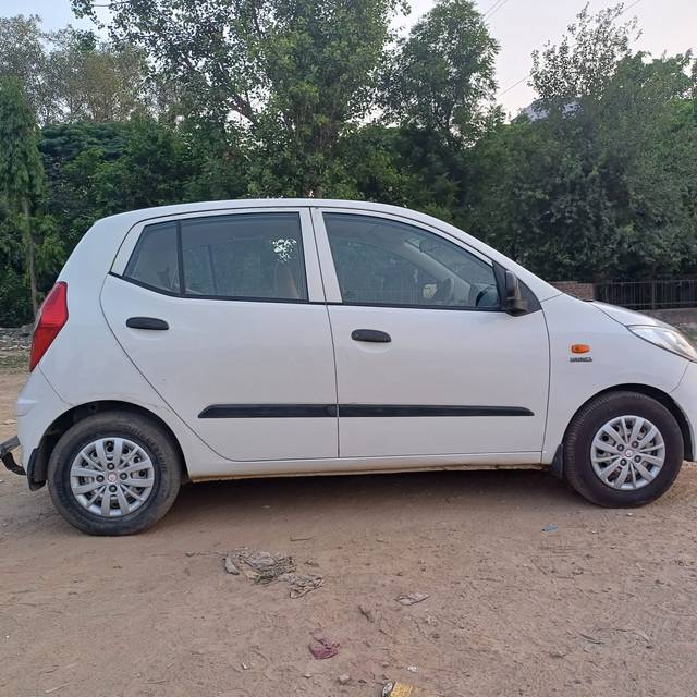 https://images10.gaadi.com/usedcar_image/4610878/original/105dcfdad4e3f5cb33b7b17a1cac6676.jpg?imwidth=6401
