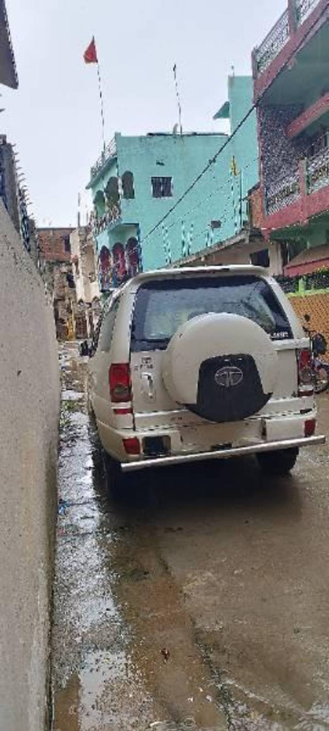 https://images10.gaadi.com/usedcar_image/4610915/original/processed_5916392a-4d3f-4f9d-9421-20e074b55783.jpg?imwidth=6401