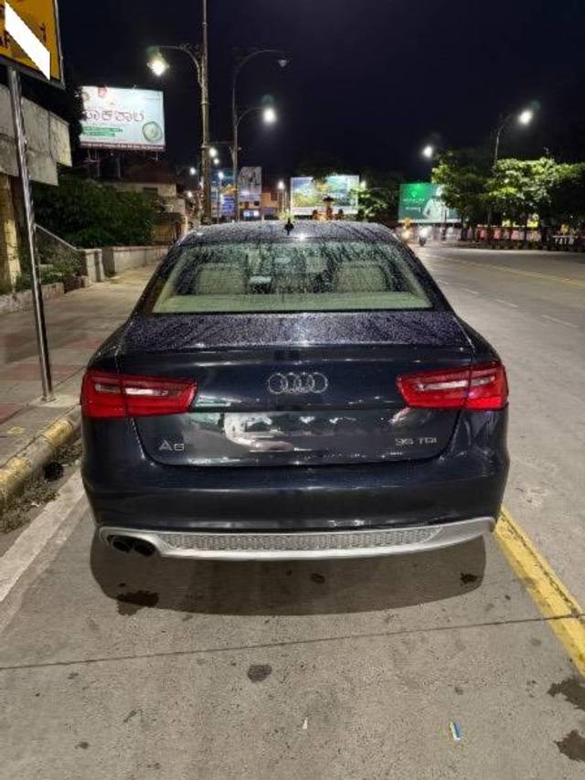 https://images10.gaadi.com/usedcar_image/4610916/original/processed_1af2f122-1bd1-403d-a31b-17d174d595f5.jpeg?imwidth=6402
