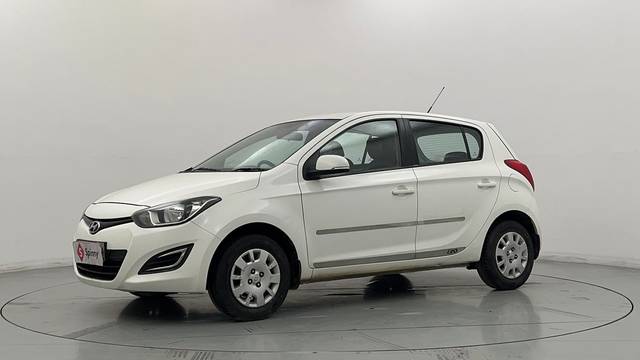 https://images10.gaadi.com/usedcar_image/4610920/original/b72912d194d1e58ab30a430656bf6807.JPG?imwidth=6400