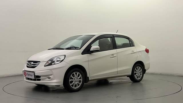 https://images10.gaadi.com/usedcar_image/4610947/original/f6820a92383875715a8c7e9e18fb9ed0.JPG?imwidth=6400