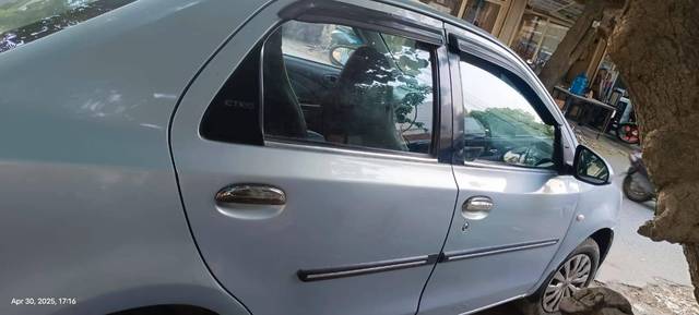 https://images10.gaadi.com/usedcar_image/4610964/original/processed_e883285f-beb3-4169-a236-45ca97a703d2.jpg?imwidth=6401
