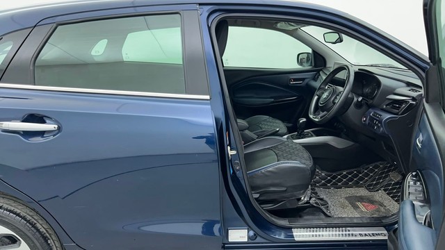 Second-hand 2022 Maruti Baleno Alpha Diesel for sale in Ahmedabad-15