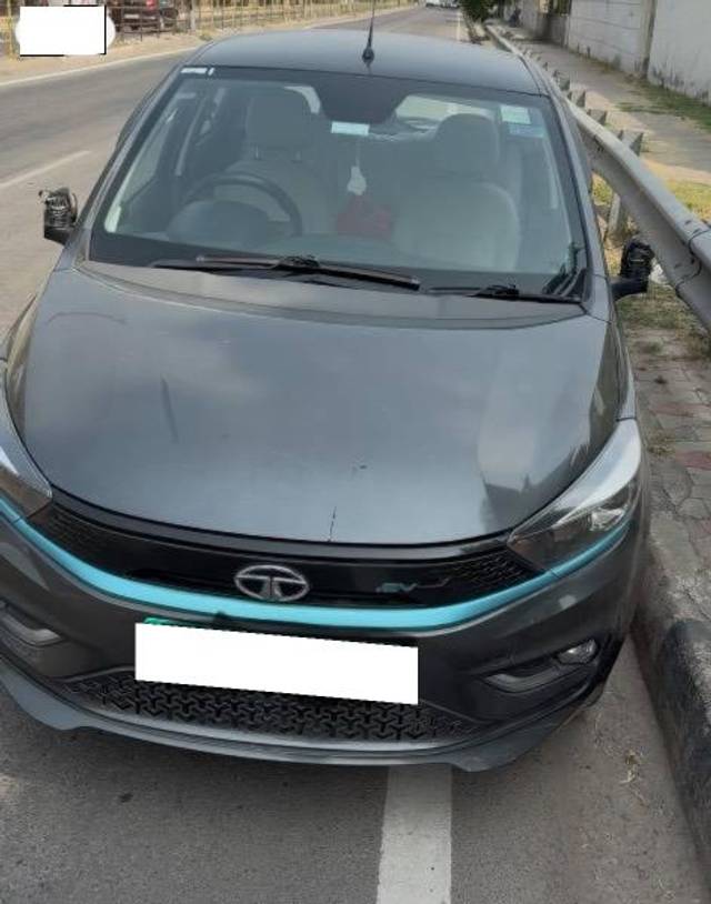 https://images10.gaadi.com/usedcar_image/4610984/original/processed_2d3d03d5-ded7-4335-888d-c4d3ae6df910.jpeg?imwidth=6400