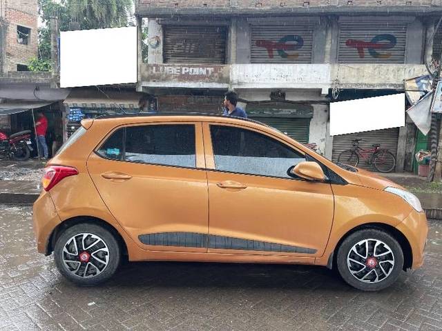 https://images10.gaadi.com/usedcar_image/4610993/original/processed_15751375-67ec-473e-8cca-50039d268033.jpeg?imwidth=6400