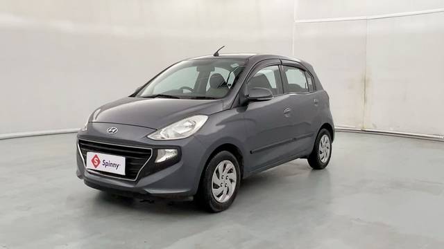 https://images10.gaadi.com/usedcar_image/4610994/original/ecc200ad87884e0ce6edb8a76098b30b.JPG?imwidth=6400