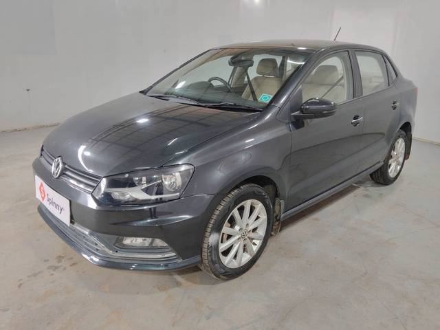 https://images10.gaadi.com/usedcar_image/4611010/original/5af96870081d514179ac730e2e5dfca7.jpg?imwidth=6400