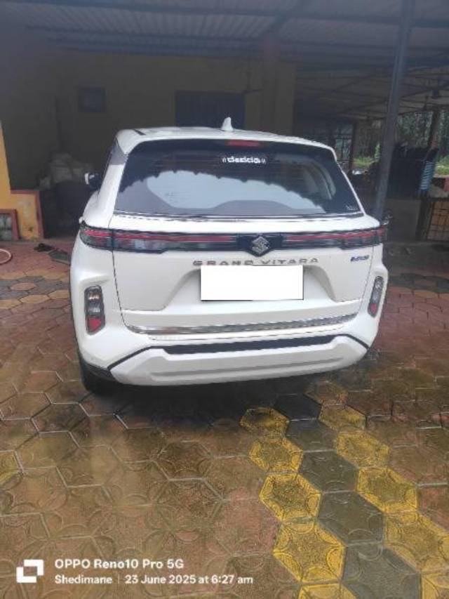 https://images10.gaadi.com/usedcar_image/4611026/original/processed_df4a8fbc-0f3f-420e-bbff-9176317751d1.jpg?imwidth=6401